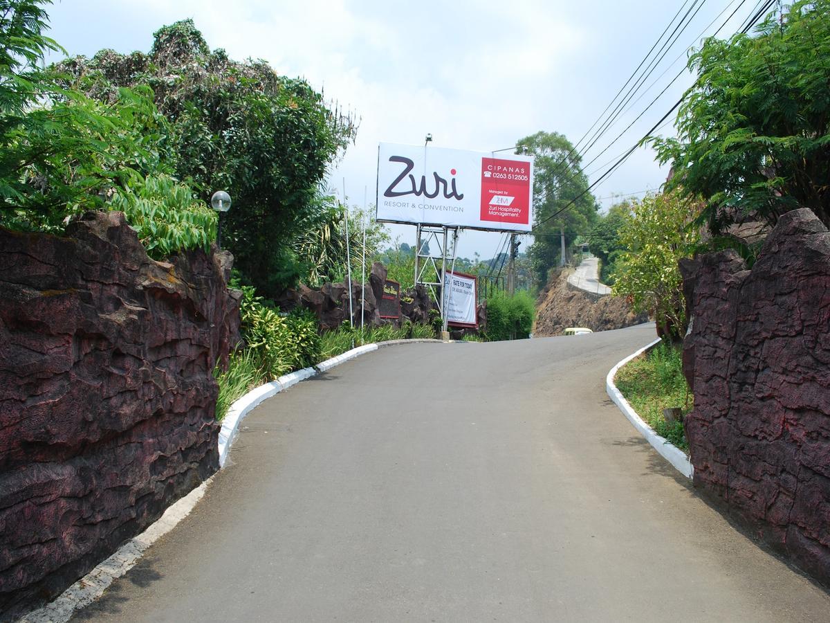 Zuri Resort Cipanas Puncak Buitenkant foto