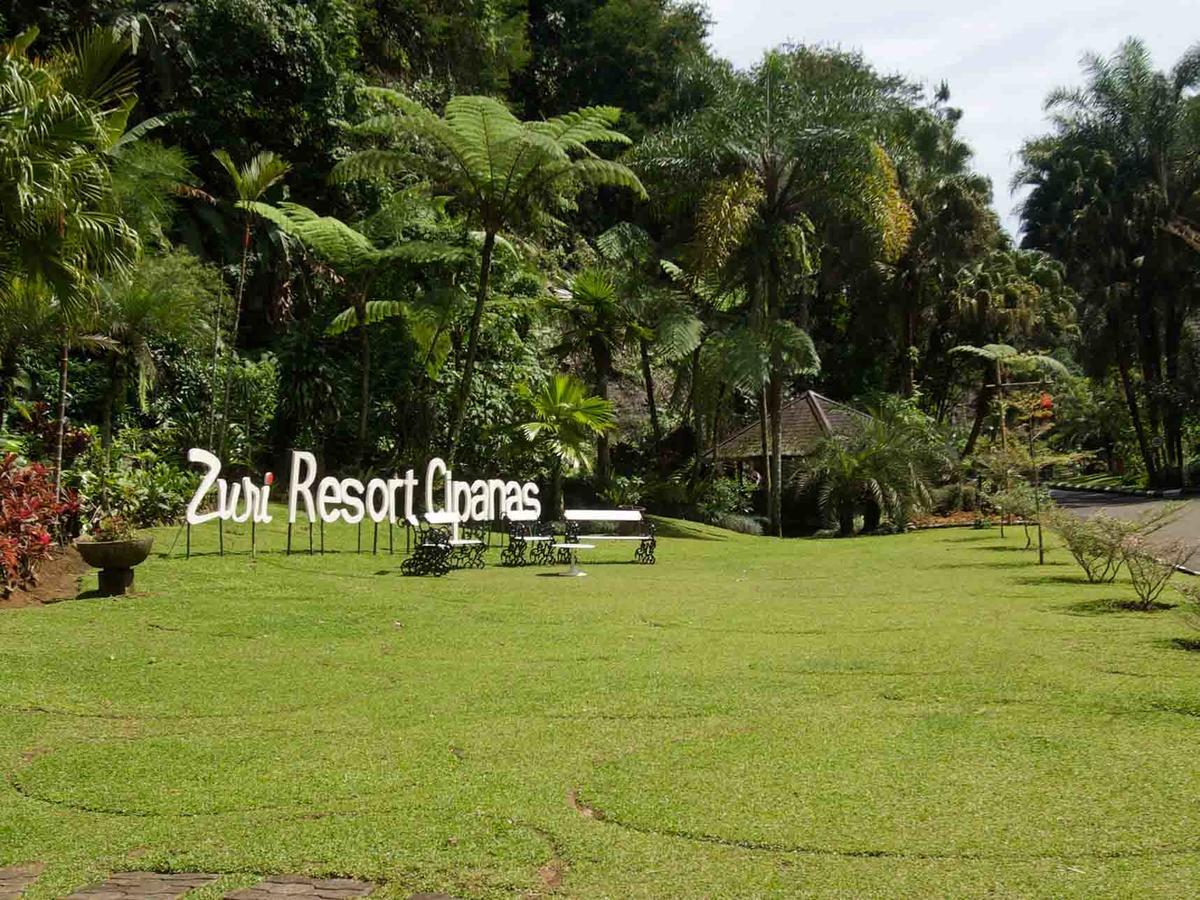 Zuri Resort Cipanas Puncak Buitenkant foto